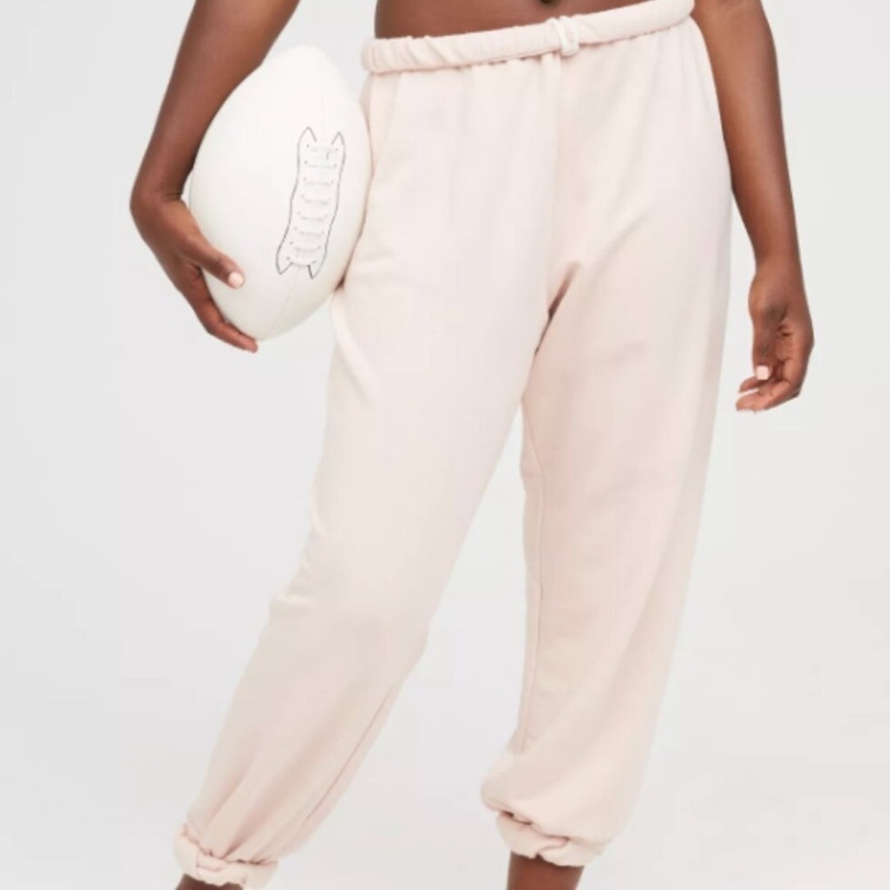 NWT Aerie OFFLINE OTT Fleece Full Length Jogger Size Large Light Pale Pink